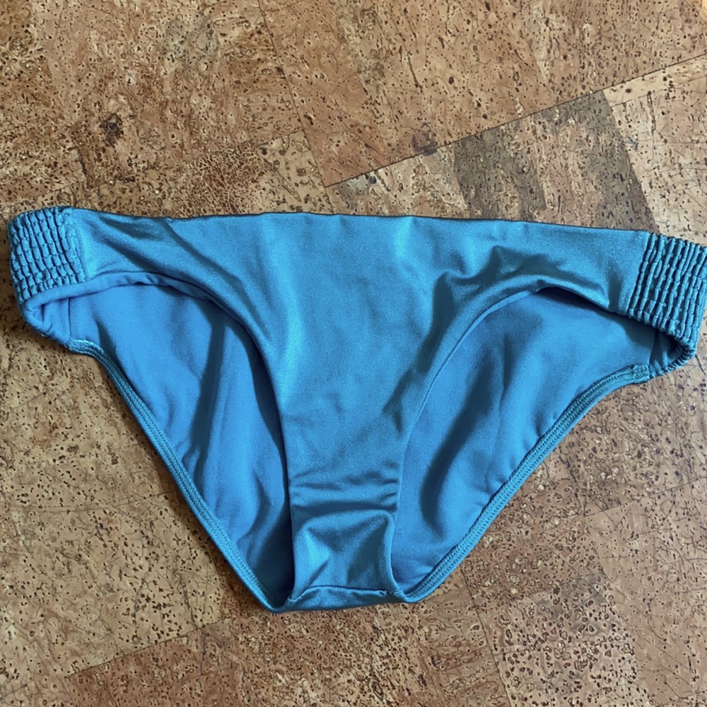 Billabong bikini bottom